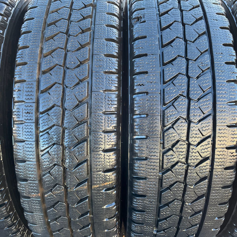 205/70R16 BRIDGESTONE, W979 中古　 激安美品　6本セット：23000円