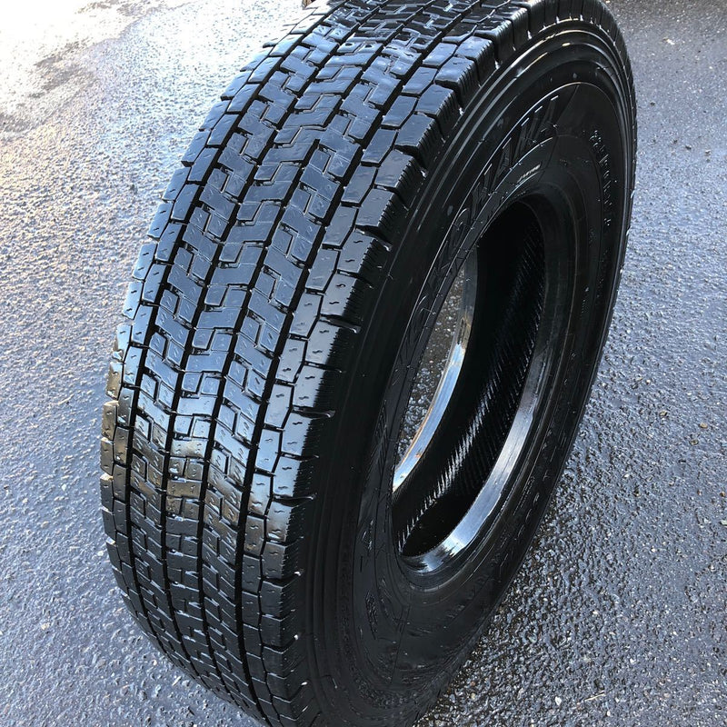 ヨコハマ 225/90R17.5 903ZW 1本:6000円