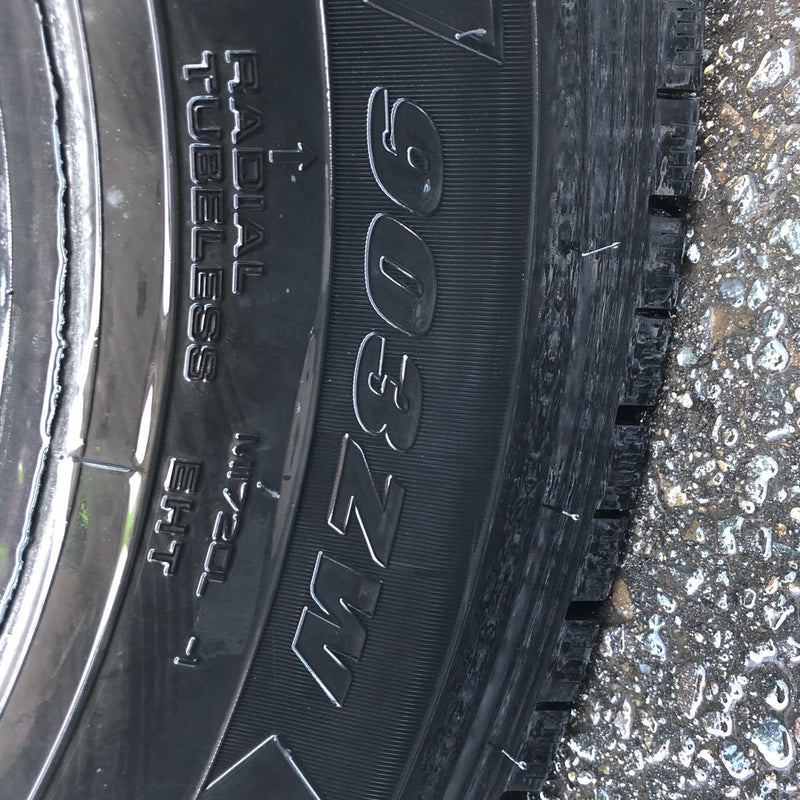 ヨコハマ 225/90R17.5 903ZW 1本:6000円