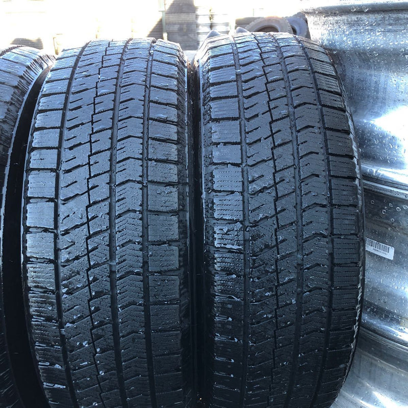 195/65R15 中古　BRIDGESTONE　2018年　4本セット：12000円