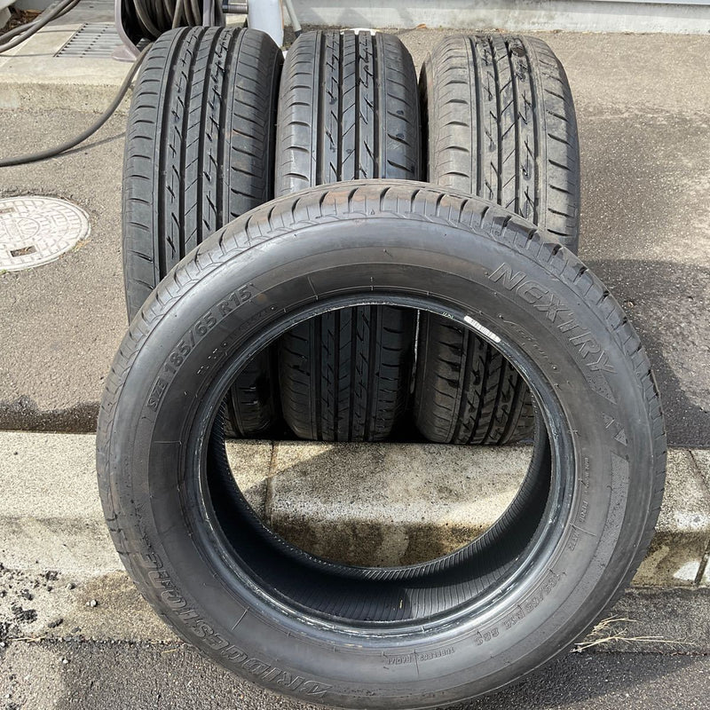 185/65R15 BRIDGESTONE NEXTRY 2019up　4本セット：16000円