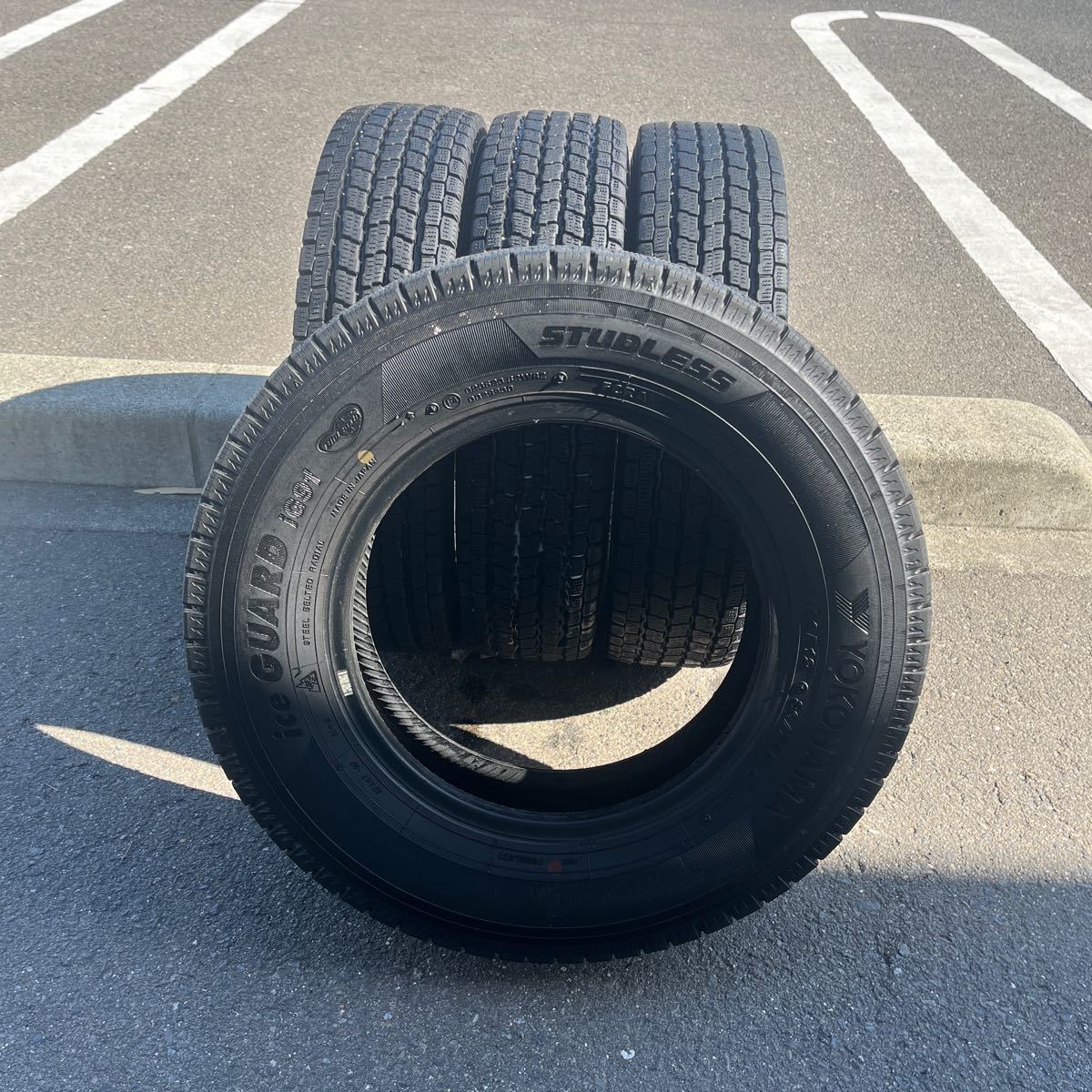 福岡市引取り専用ヨコハマタイヤ　RY55 145/80R12 ヨコハマタイヤ ブルーアース バン RY55 145/80R12 86/84N