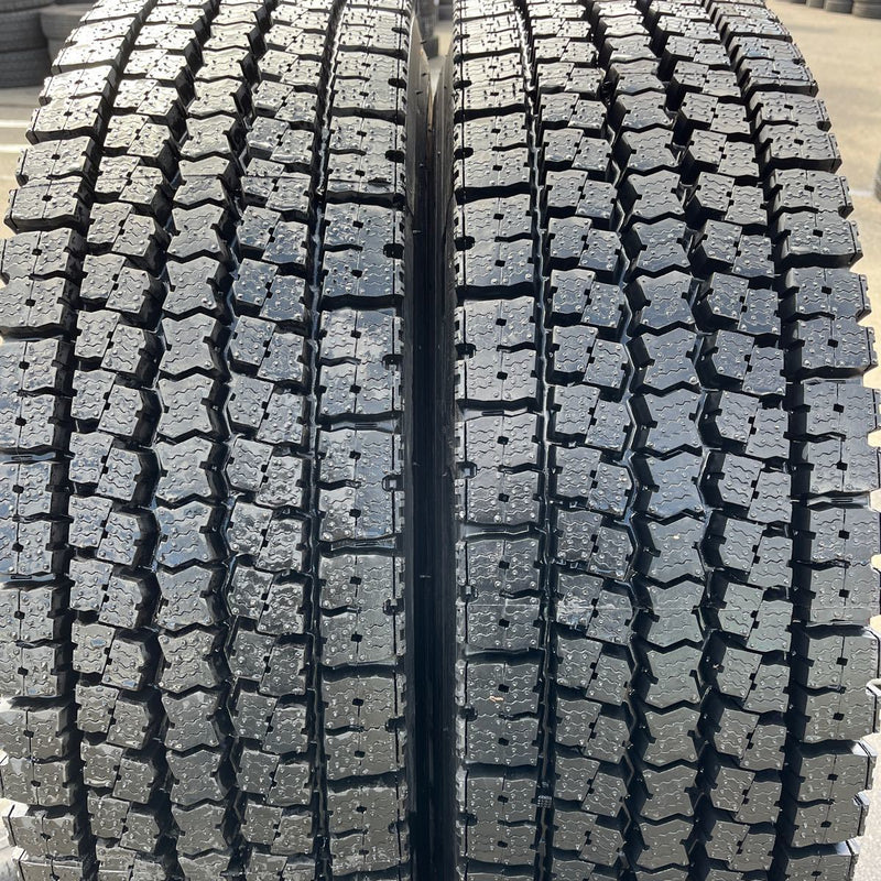 275/80R22.5 再生　中古　ほぼ新品　M919　 激安美品　2本セット：40000円