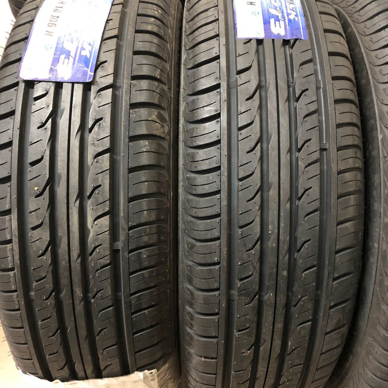 DUNLOP 235/65R18 PT3 未使用品 サマータイヤ4本セット:52000円 未使用