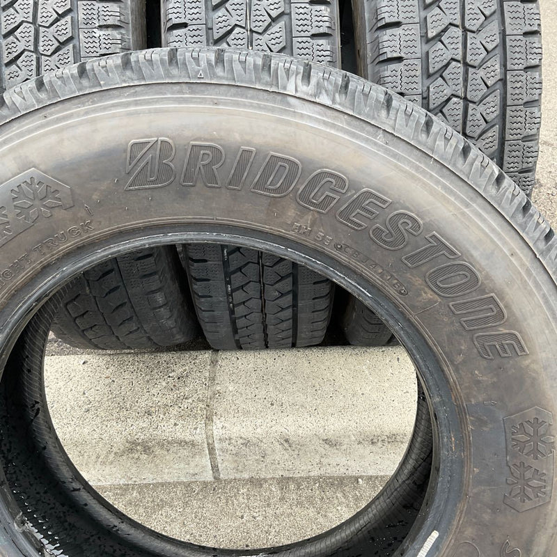 205/75R16 113/111 LT BRIDGESTONE 地山中古　 2018UP　激安美品　4本セット：16000円