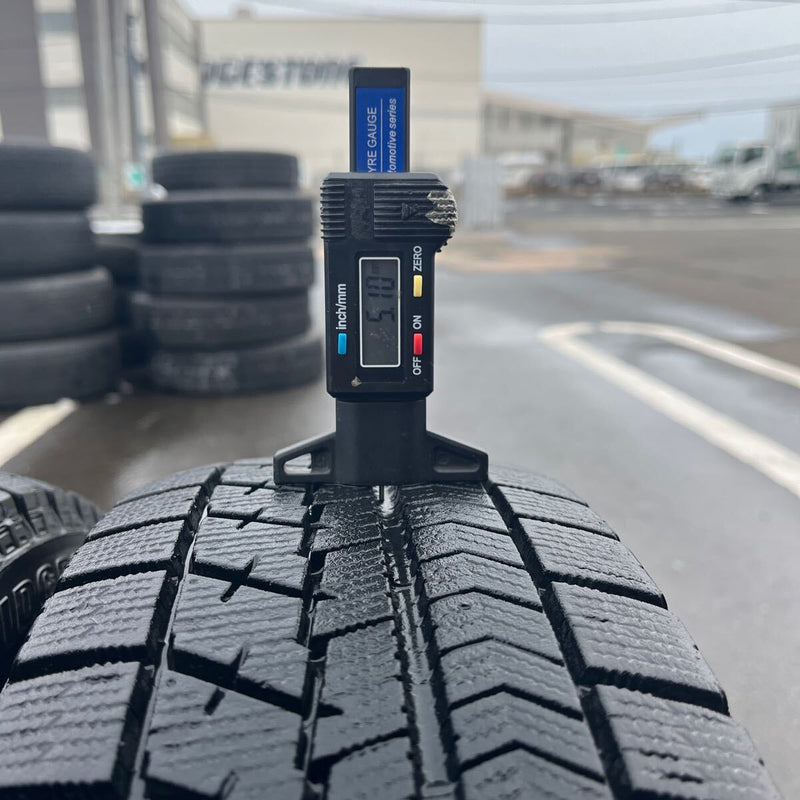 165/70R14 ブリヂストン VRX 中古冬タイヤ　4本セット:12000円