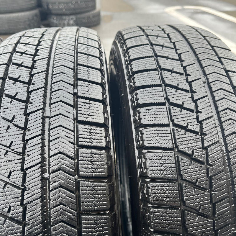 165/70R14 ブリヂストン VRX 中古冬タイヤ　4本セット:12000円