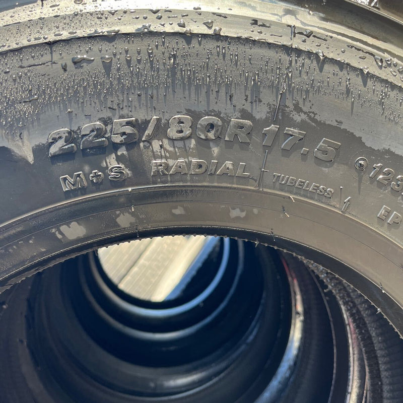 225/80R17.5 BRIDGESTONE, M888 未使用品　激安美品　6本セット：120000円 未使用