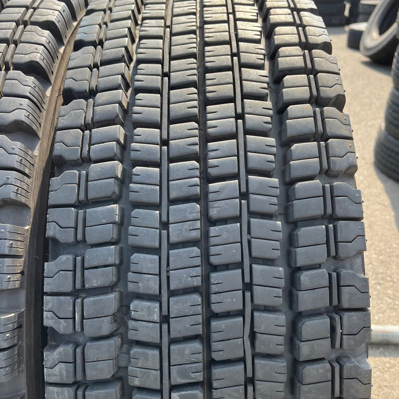 265/60R22.5 YOKOHAMA, SY297 中古　バリ山　　激安美品　6本セット：60000円