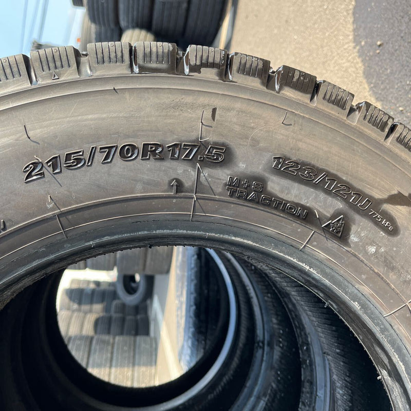 215/70R17.5 YOKOHAMA, 904W 中古　激安美品　4本セット：27000円