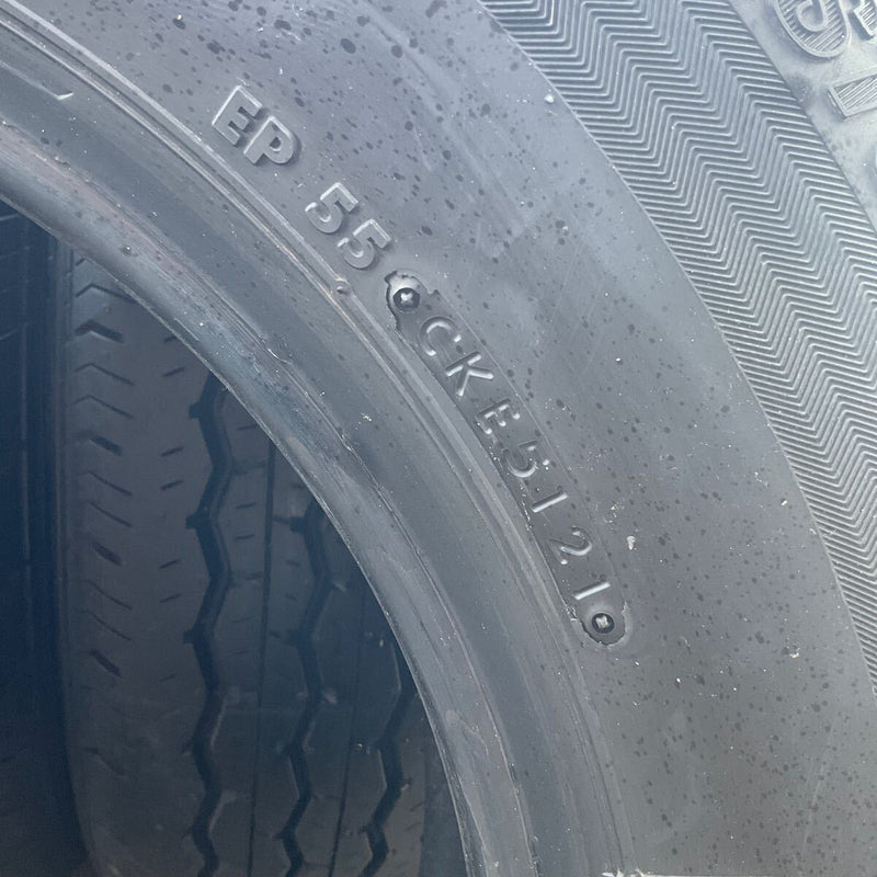 195/80R15 107/105N LT 　BRIDGESTONE 2021年UP　美品4本セット：30000円