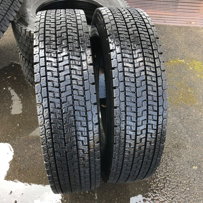 再生中古タイヤ 225/80R17.5 903ZW 2本セット:10000円