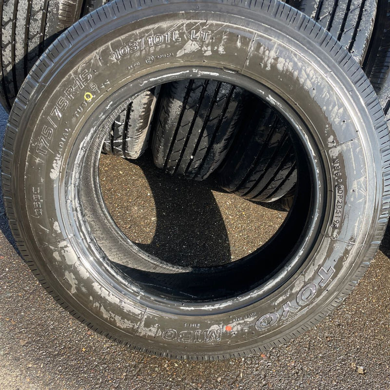 175/75R15 中古地山　東洋　激安美品　　6本セット：24000円