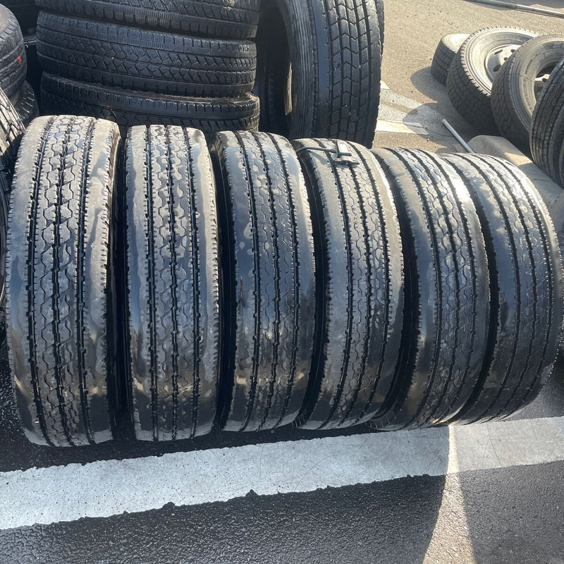 205/85R16 中古地山　ブリヂストン　激安美品　　6本セット：30000円