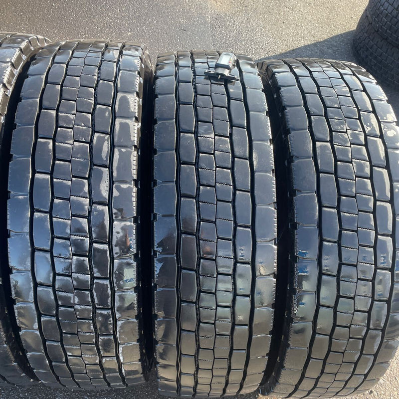 245/80R17.5 地山　ダンロップ　激安美品　　6本セット：45000円