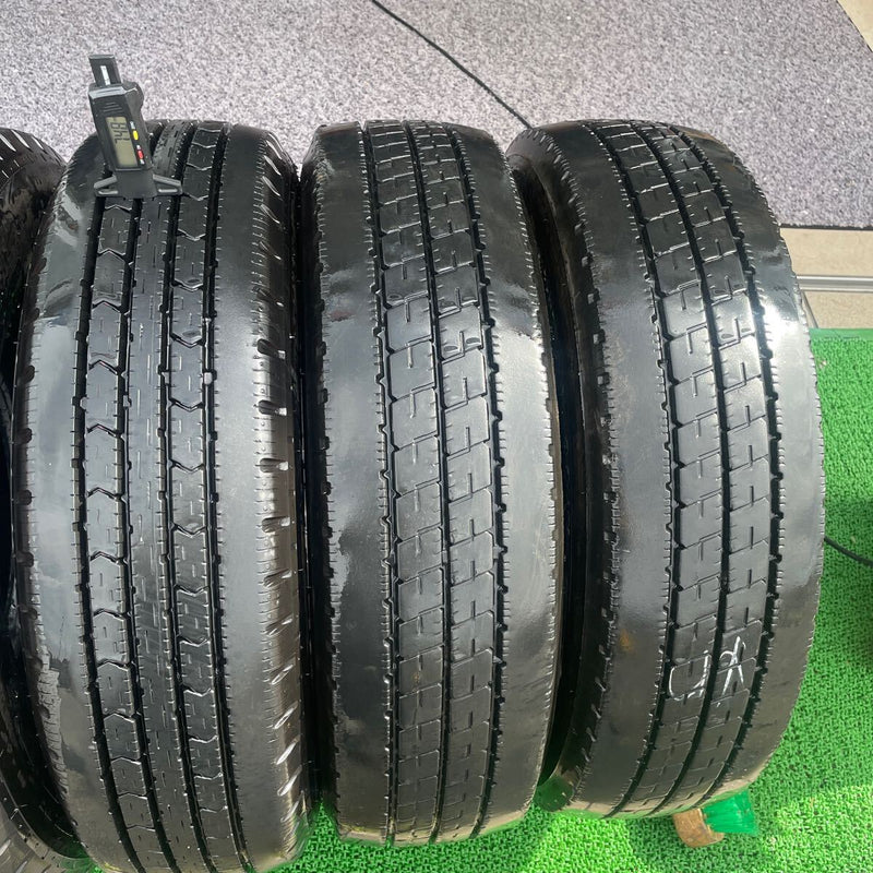 205/70R17.5 地山　ブリヂストン　2020年UP 激安美品　　6本セット：30000円