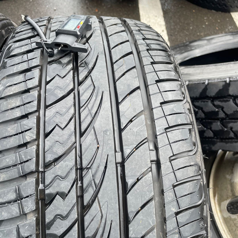 245/30R20 中古　2018年　2本セット：10000円