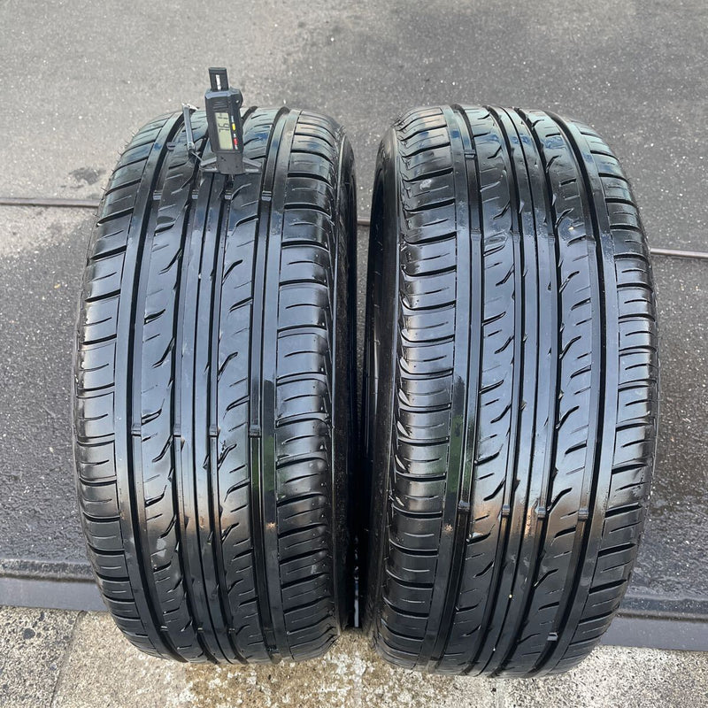 255/55R18. 109V. GRANDTREK PT3 ダンロップ　美品　　2本セット：14000円