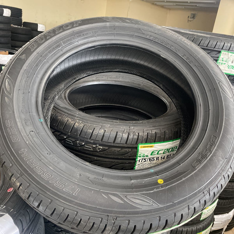 DUNLOP　175/65R14 、EC202　未使用品　年式：2020年　　新品　4本セット：14000円 未使用