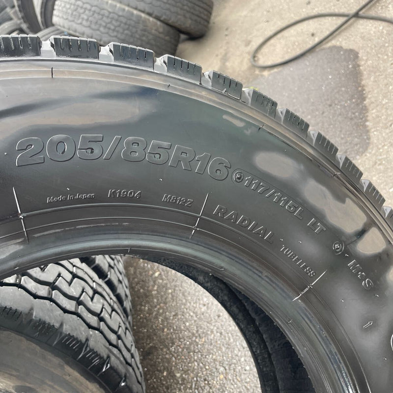 205/85R16 地山　ミクスタイヤ　ブリヂストン　激安美品　　4本セット：18000円