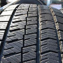 215/55R17 ブリヂストン VRX2 年式古め 溝有り 中古スタッドレスタイヤ 4本:20000円