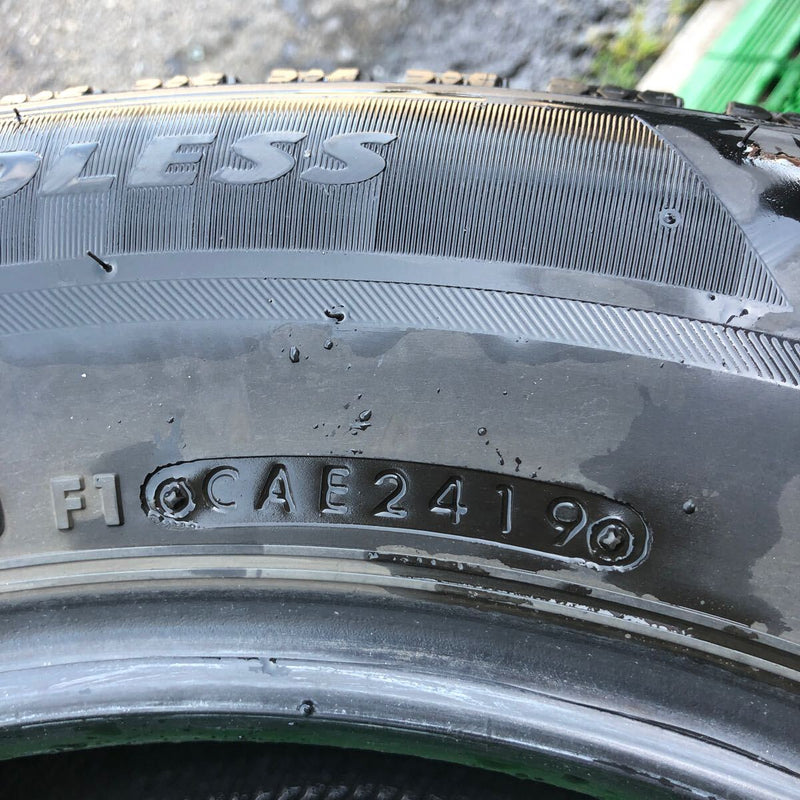 ブリヂストン 215/60R16 VRX2 中古冬タイヤ 2本:8000円