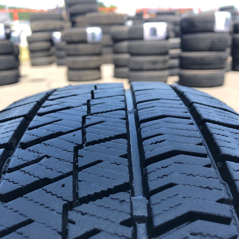 ブリヂストン 215/60R16 VRX2 中古冬タイヤ 2本:8000円