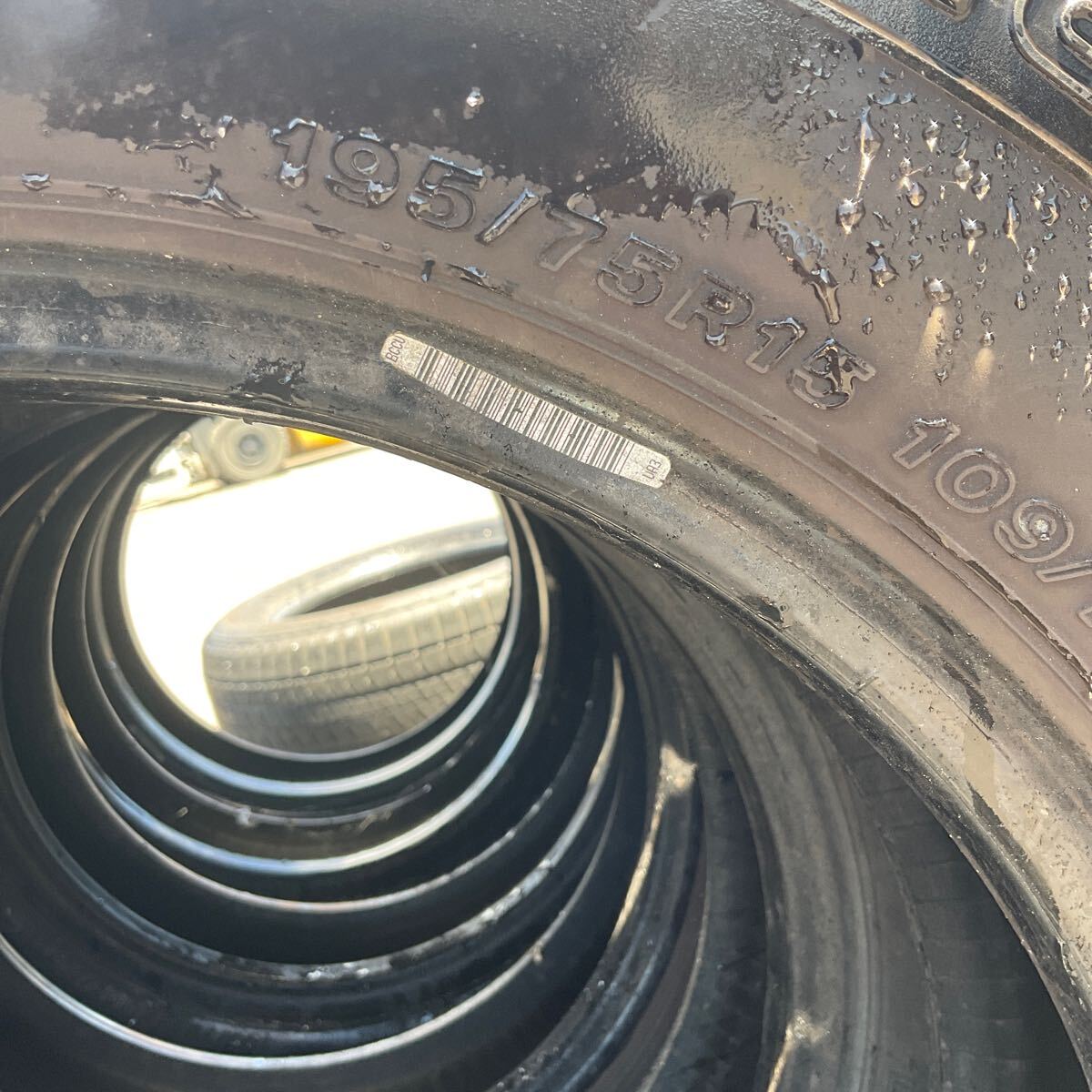 ブリヂストン 195/75R15 RD-616 STEEL 地山中古タイヤ 6本:27000