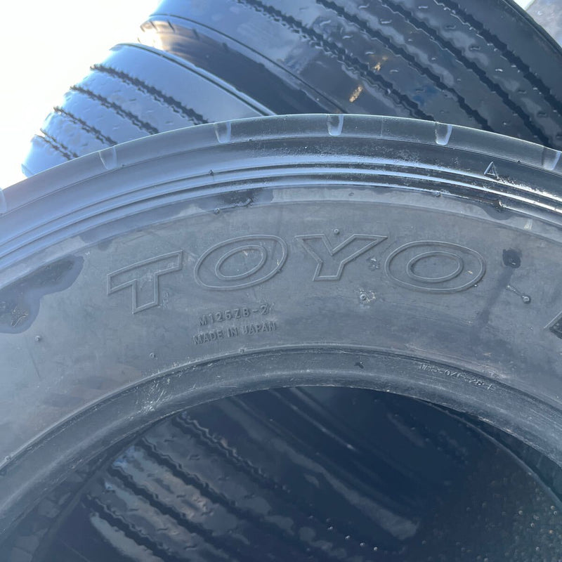 215/70R17.5 TOYO 123/121J M125ZB 年式2017 激安美品6本セット:36000円