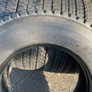 245/70R 19.5 中古地山　ダンロップ　スタッドレスタイヤ　激安美品　4本セット＋1本：35000円(船岡倉庫④)