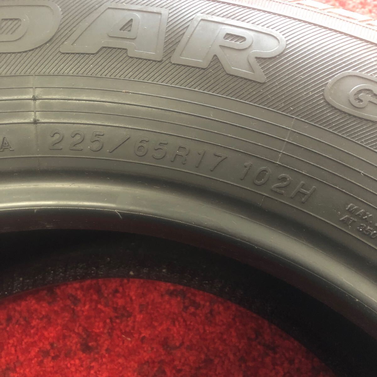YOKOHAMA 225/65R17 タイヤ 4本セット 直接お引き取り可能 YOKOHAMA 225/65R17 タイヤ 4本セット 直接お引き取り可能