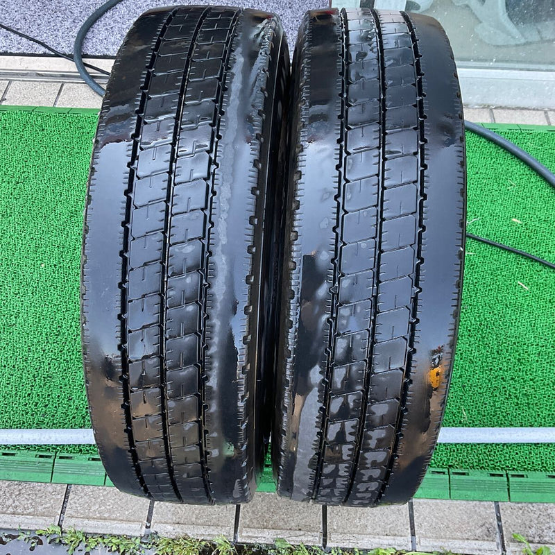 BRIDGESTONE 205/75R16 R207LT 中古夏タイヤ　2本セット:9500円