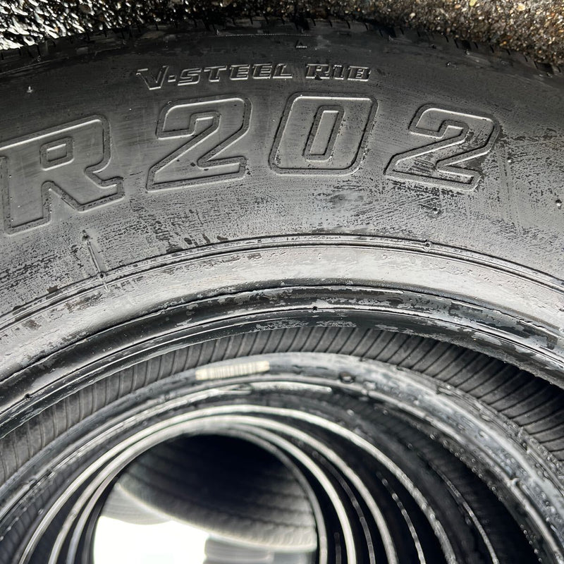 175/75R15 BRIDGESTONE, R202 バリ山　　イボ付　　激安美品　　6本セット：40000円