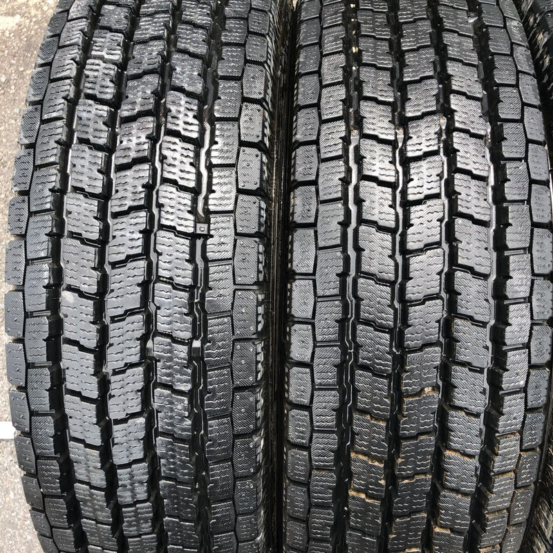 205/75R16 YOKOHAMA 113/111L, 12PR, 中古　激安美品　　4本セット：18000円