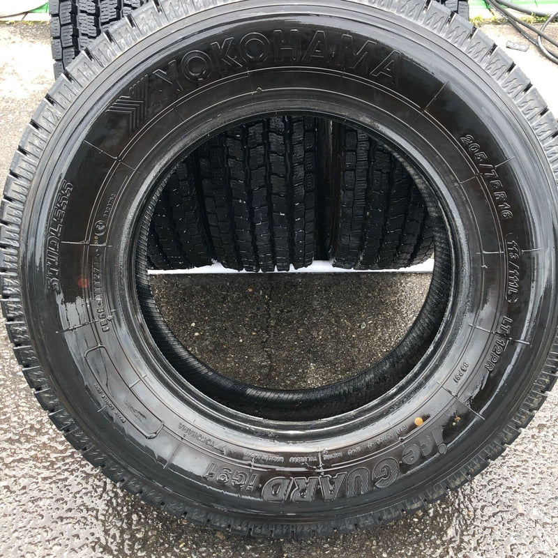 205/75R16 YOKOHAMA 113/111L, 12PR, 中古　激安美品　　4本セット：18000円