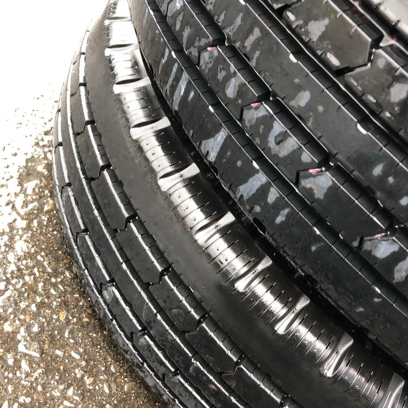 ブリヂストン 205/70R17.5 R202LT 中古夏タイヤ 6本:36000円