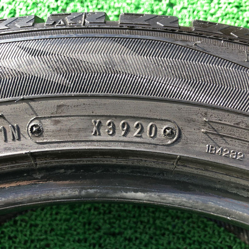 225/50R18 　DUNLOP WM02　2020年　中古スタッドレス　　4本セット：20000円