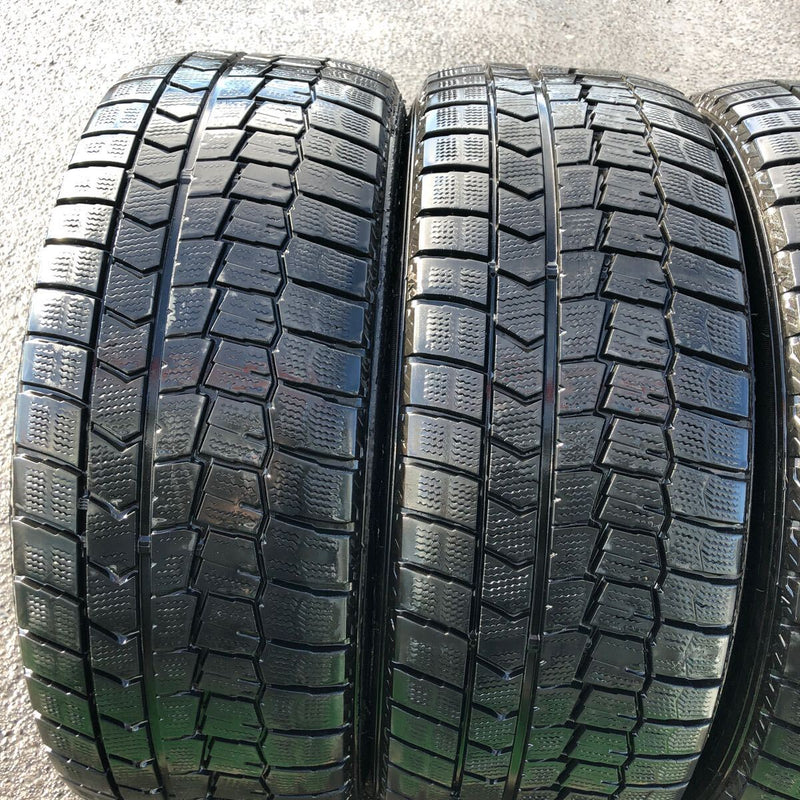 225/50R18 　DUNLOP WM02　2020年　中古スタッドレス　　4本セット：20000円