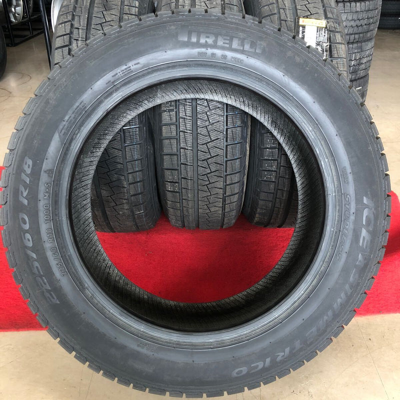 225/60R18 ピレリ　新品未使用　年落ち　2021年製　4本セット:52000円