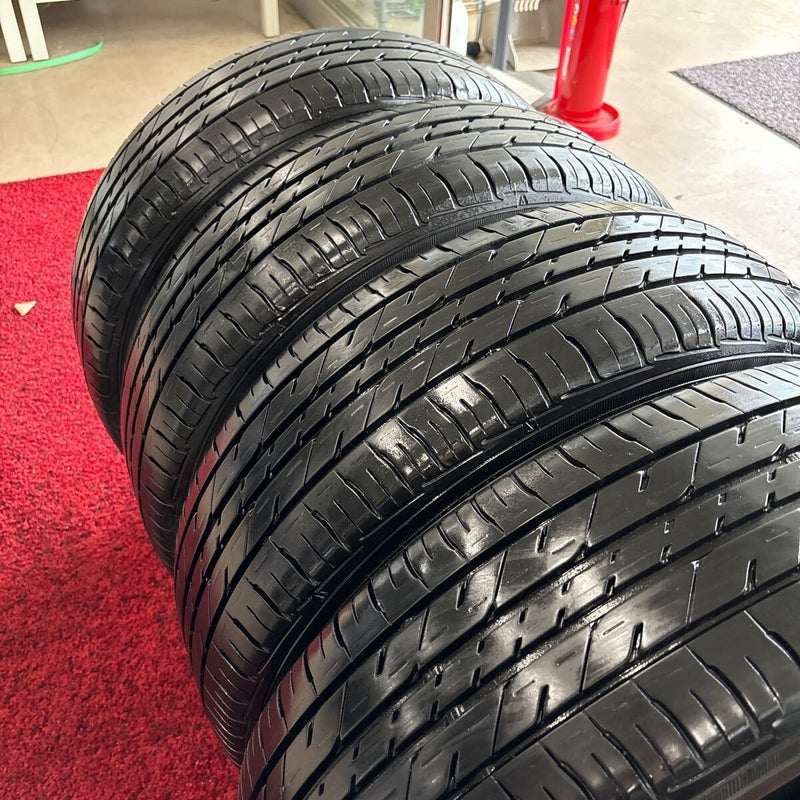 205/60R16 、92H. AUTOBACS 　2018年、美品　4本セット：18000円