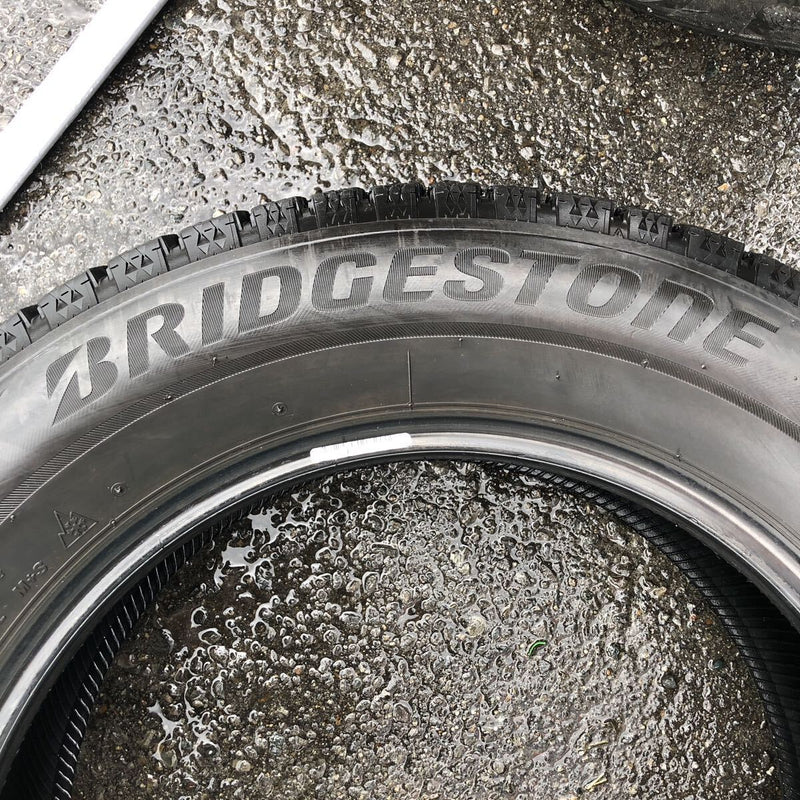 195/65R16 BRIDGESTONE VRX2　2020年　中古スタッドレス　　4本セット：20000円