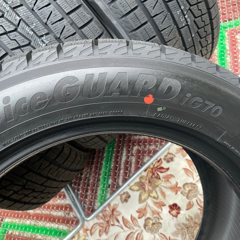 245/50R18 スタッドレスタイヤ　2021年製　在庫処分　未使用品　4本：89000円 未使用