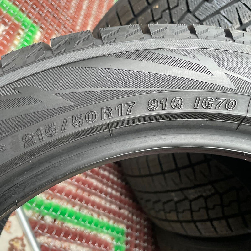 215/50R17 スタッドレスタイヤ　2021年製　在庫処分　未使用品　4本：79800円 未使用