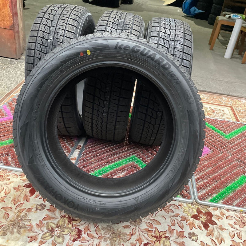 215/55R18 スタッドレスタイヤ　2021年製　在庫処分　未使用品　4本：88000円 未使用