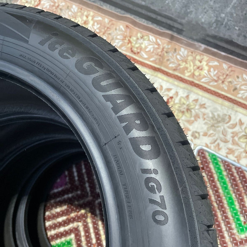 215/55R18 スタッドレスタイヤ　2021年製　在庫処分　未使用品　4本：89000円 未使用