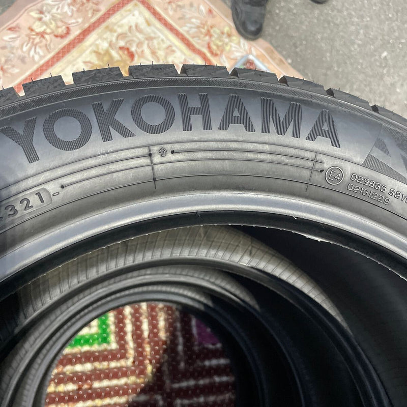 215/55R18 スタッドレスタイヤ　2021年製　在庫処分　未使用品　4本：89000円 未使用