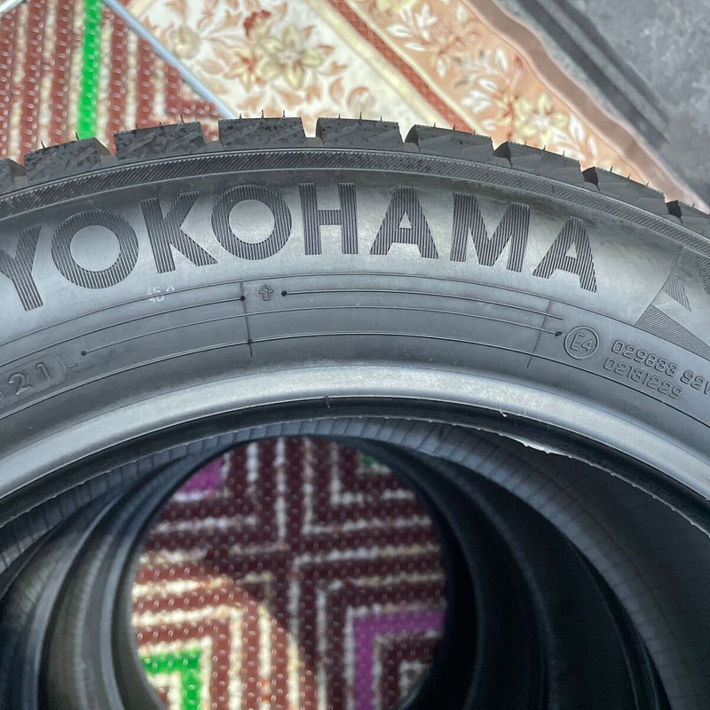 215/55R18 スタッドレスタイヤ　2021年製　在庫処分　未使用品　4本：88800円 未使用