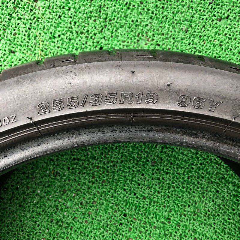 255/35R19 BRIDGESTONE POTENZA S001　2020年　中古夏タイヤ　2本：15000円