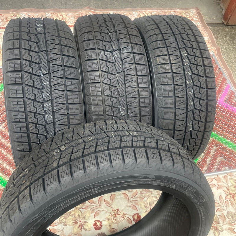 215/45R18 スタッドレスタイヤ　在庫処分　未使用品　4本：88000円 未使用