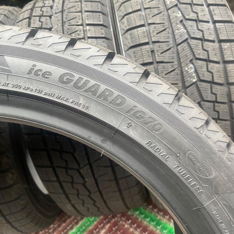 215/45R18 スタッドレスタイヤ　2021年製　在庫処分　未使用品　4本：87000円 未使用